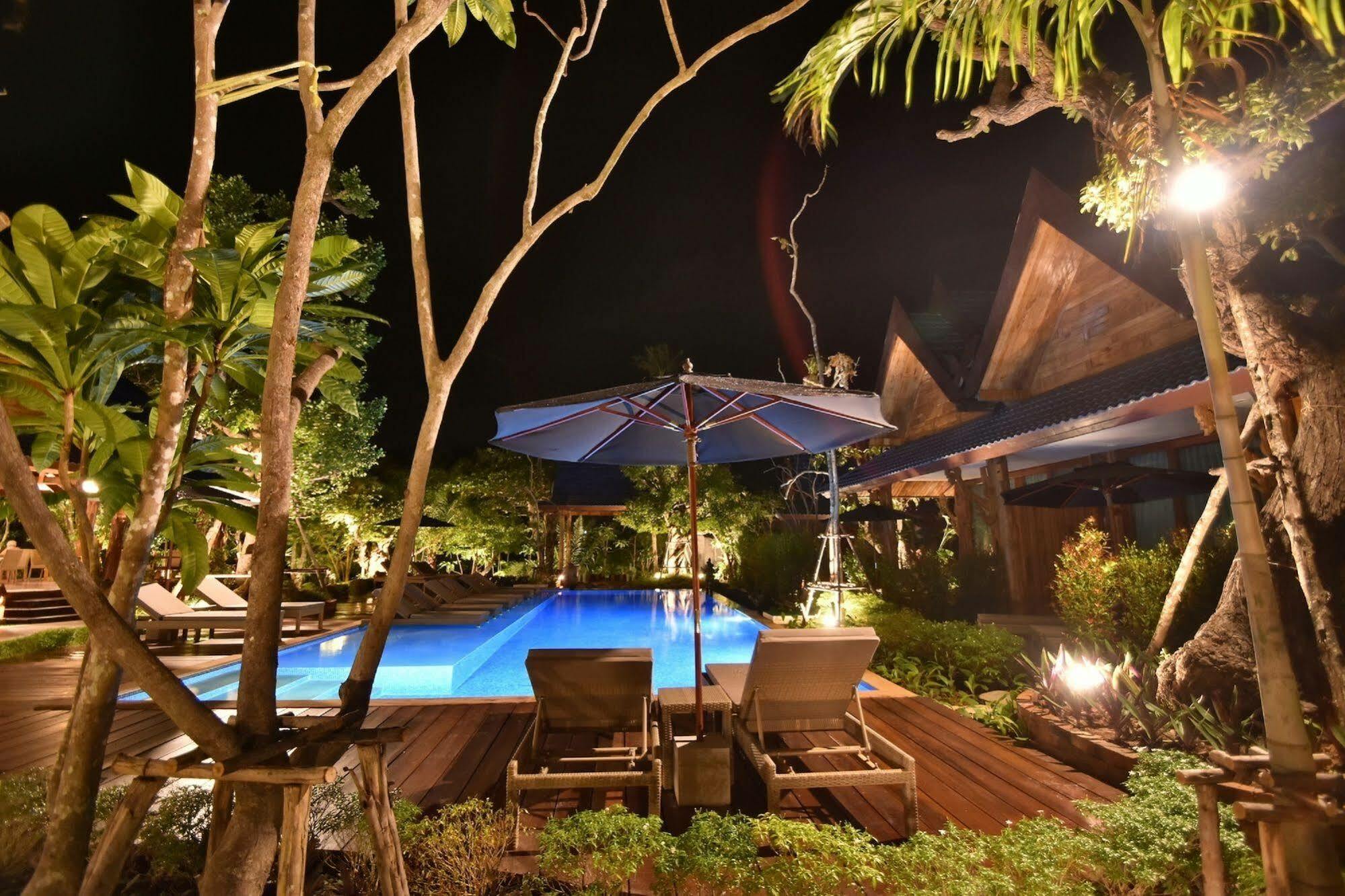 The Nine Thipthara Klongson Resort Ban Nong Thale Dış mekan fotoğraf